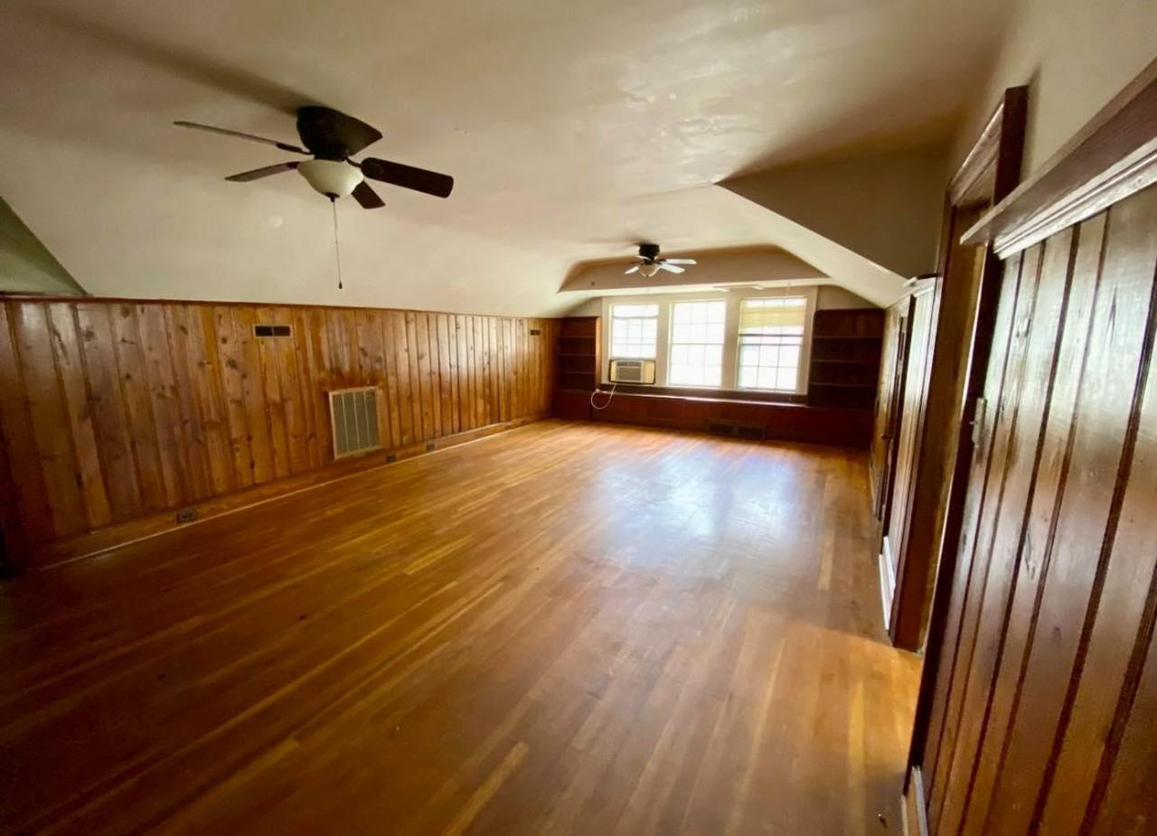 407 Lewis Street - Photo 6 of 20