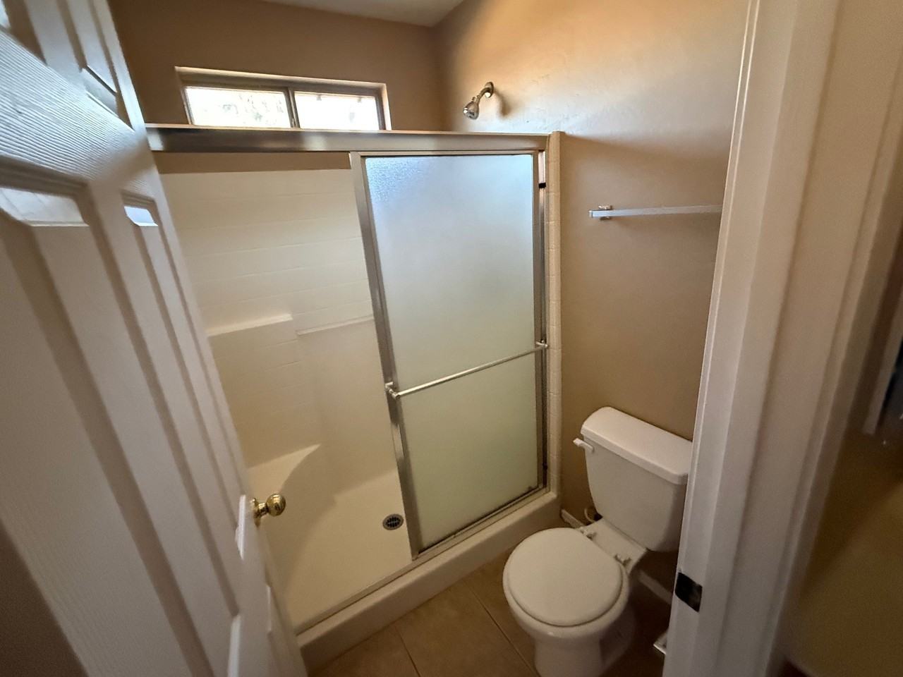 1636 E Bishop Dr #NA - Photo 5 of 10