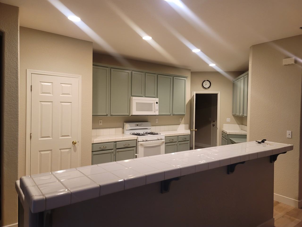 2243 Thomsen Way #NA - Photo 6 of 12