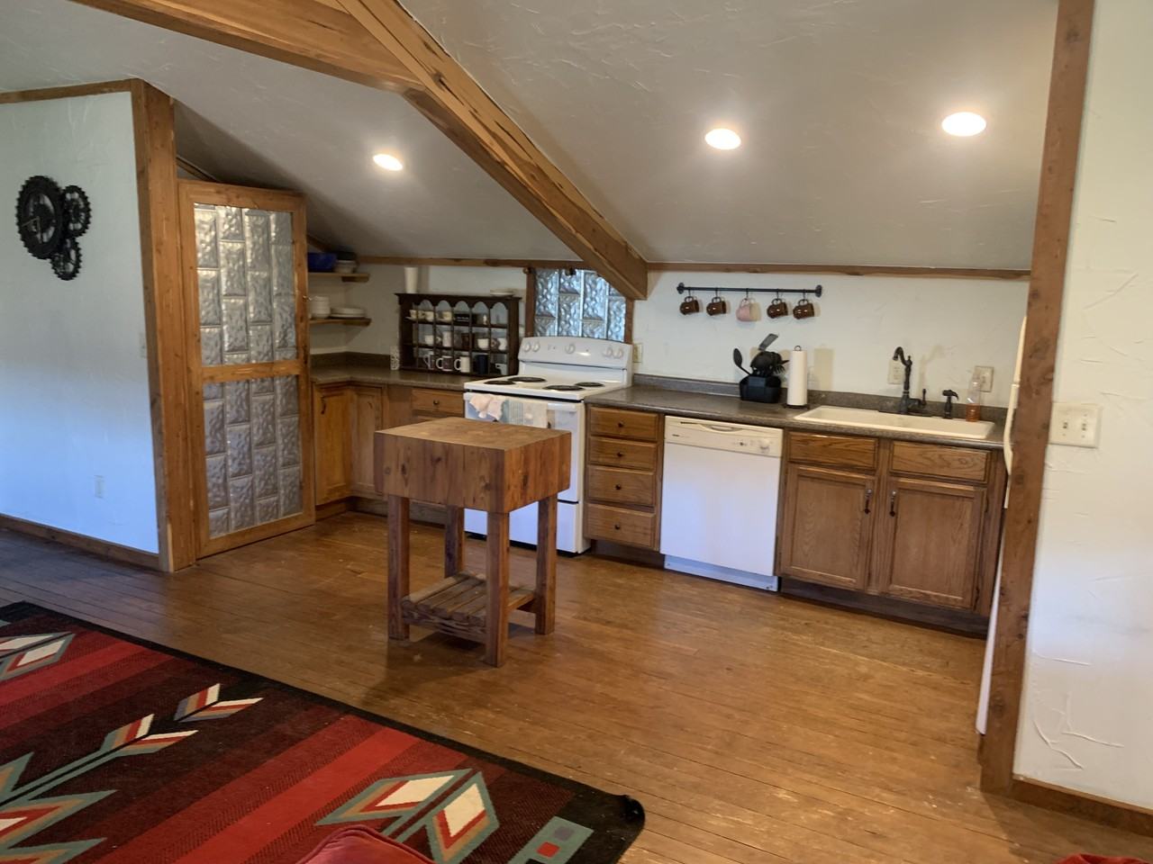 402 Cowgirl Xing #A - Photo 5 of 15