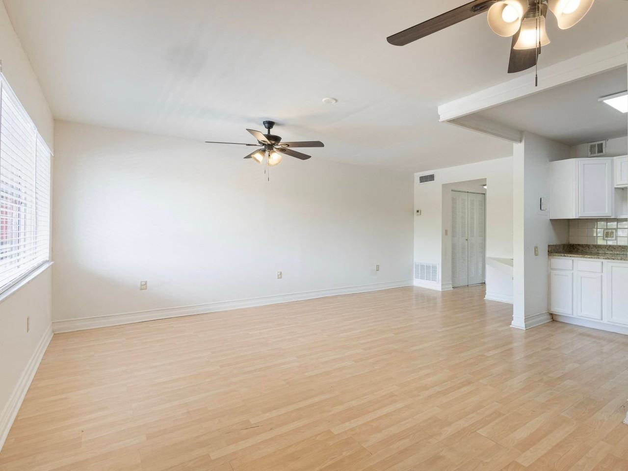 2878 Donnelly Drive #208 - Photo 4 of 13