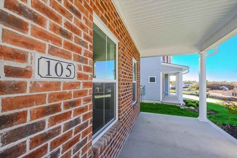 105 Clearwater Drive - Photo 5 of 11