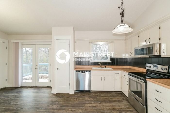 2557 Tricia Ln - Photo 6 of 19