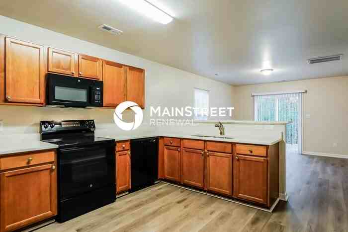 3405 Mogollon Court - Photo 7 of 18