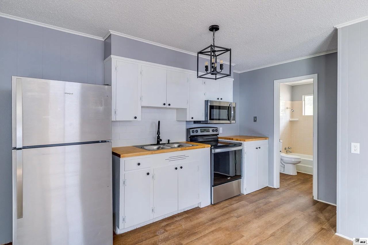 2704 W California Ave #4 - Photo 2 of 7