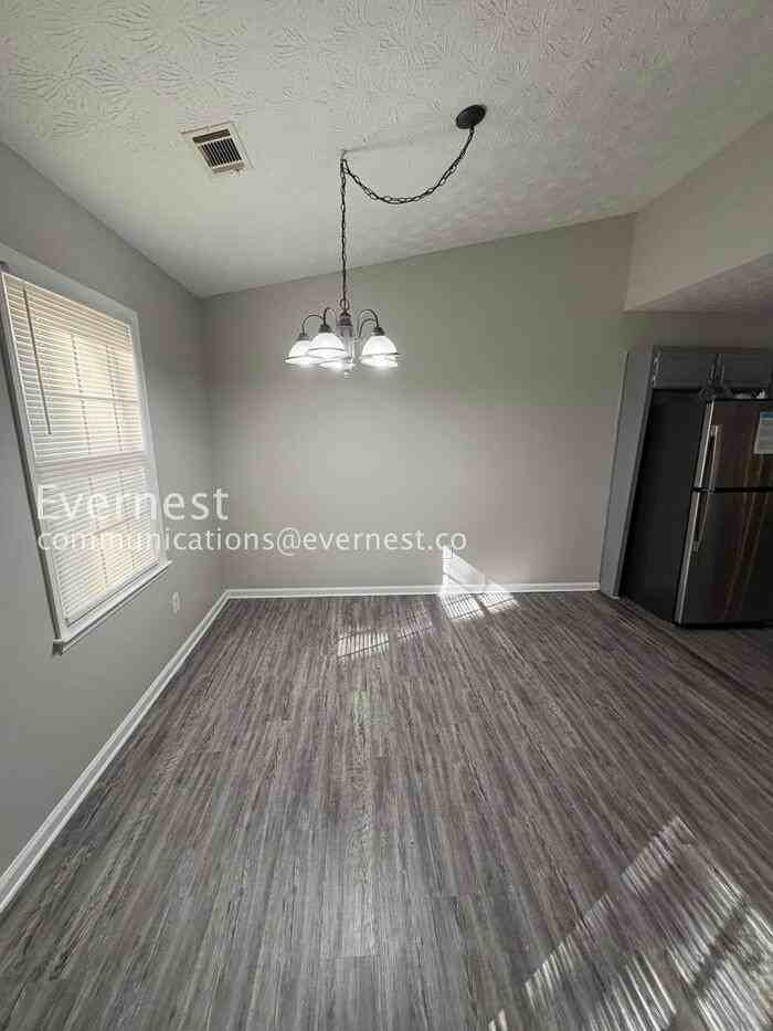 130 Summerfield Drive - Photo 6 of 30