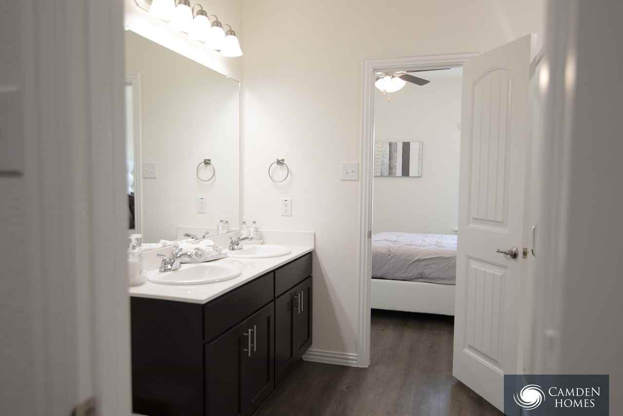 2954 Emma Ln - Photo 6 of 15