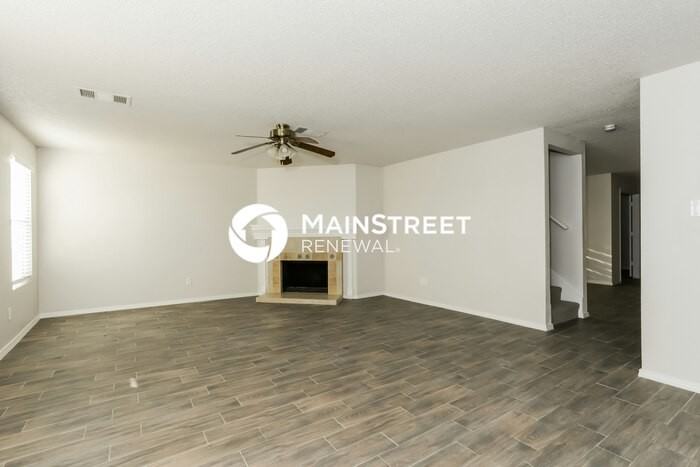 5373 Royal Birkdale Dr - Photo 4 of 19