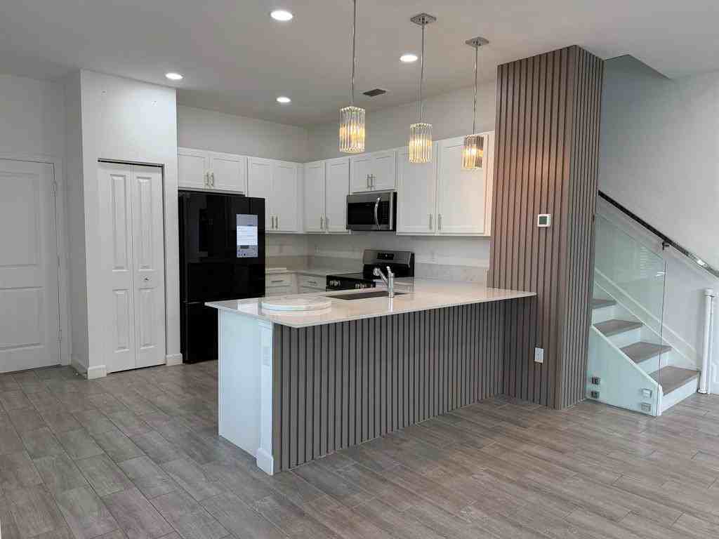 Hammock Grove Dr & Harbours Edge Ave - Photo 2 of 8