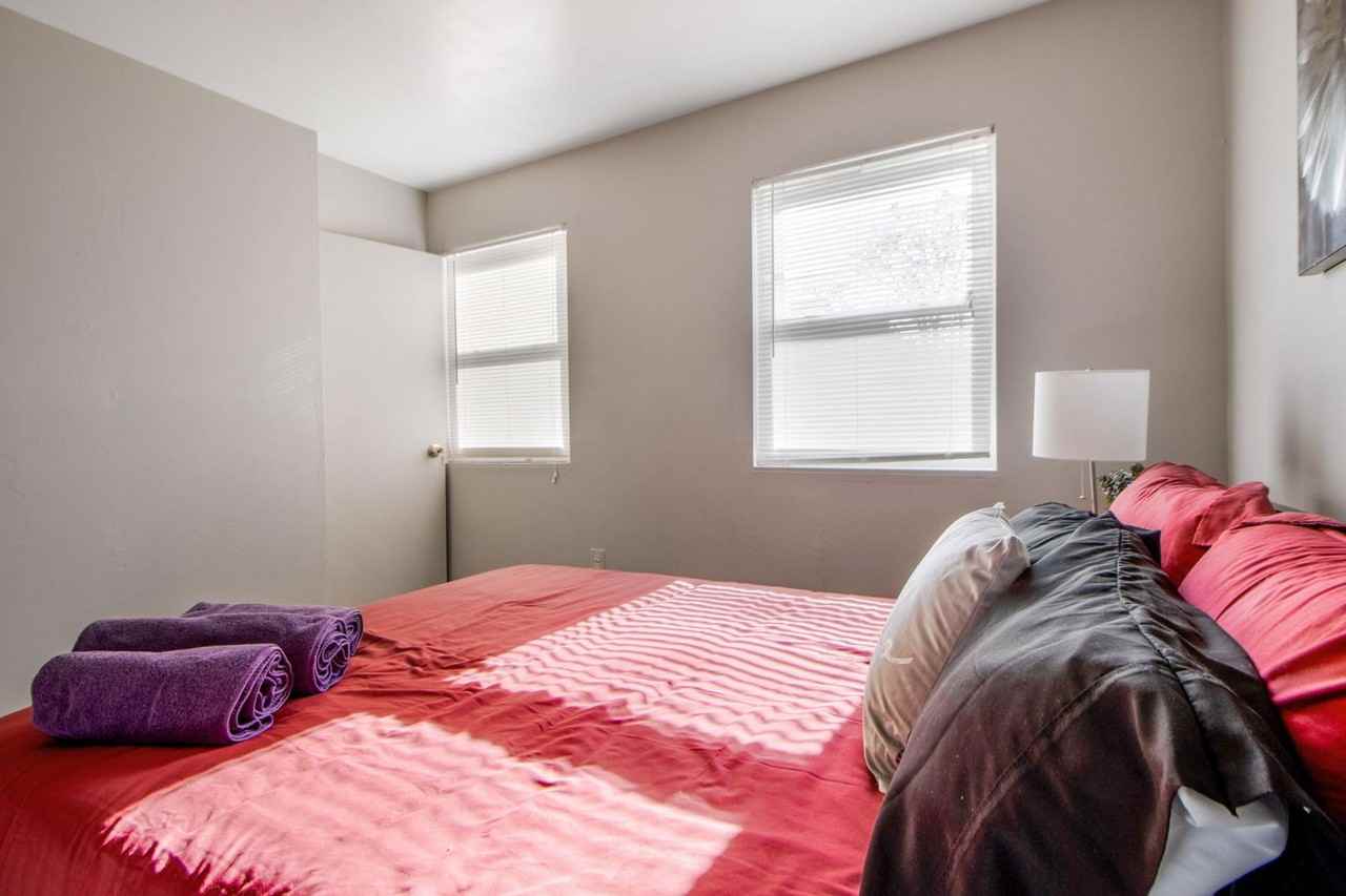 1216 1/2 W Lafayette Ave - Photo 7 of 10