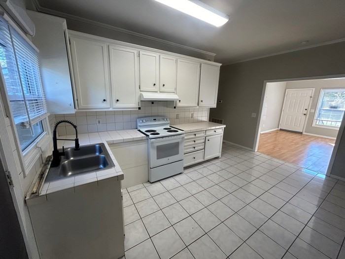 10 Willow Lane #A - Photo 6 of 29