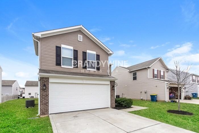 8043 Fisher Bend Dr - Photo 2 of 20