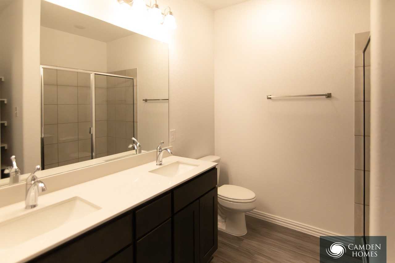 4526 Foxton Lane - Photo 4 of 12