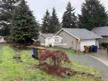 3707 Northshore Blvd Ne - Photo 1 of 1