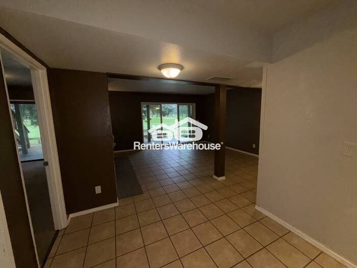 3707 Northshore Blvd Ne - Photo 6 of 19