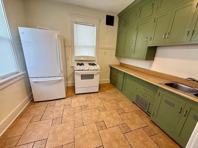 2013 West Laura Avenue - Photo 4 of 7