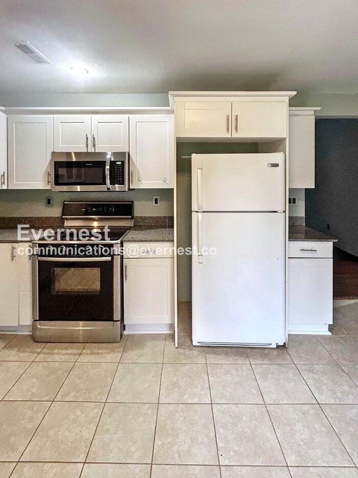 6712 Magnolia Ct #A - Photo 6 of 24