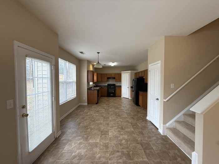 13802 Plowdon Ct - Photo 6 of 21