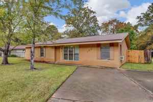 featured image of 192 Chotard Avenue