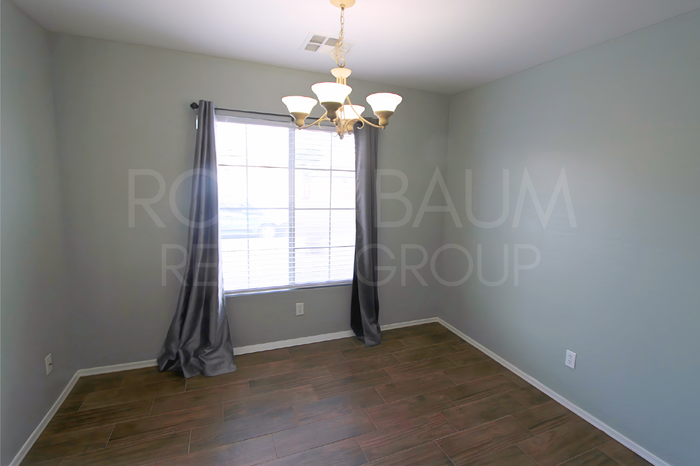 16755 W Desert Bloom St - Photo 7 of 19