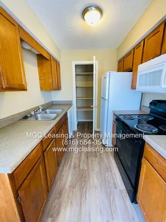 1580 East 125th Street #E - Photo 7 of 21