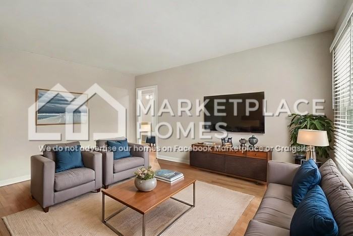 2851 Akron Street - Photo 3 of 22