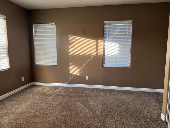 44262 Maria Cir - Photo 3 of 31