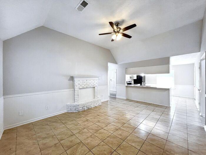 5880 Waverly Drive - Photo 2 of 18