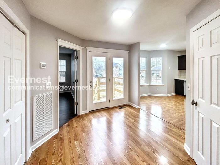 1808 Lakewood Village Drive - Photo 6 of 26