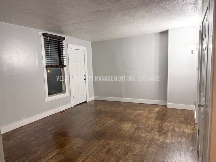 2646 Eccles Avenue #R - Photo 2 of 7