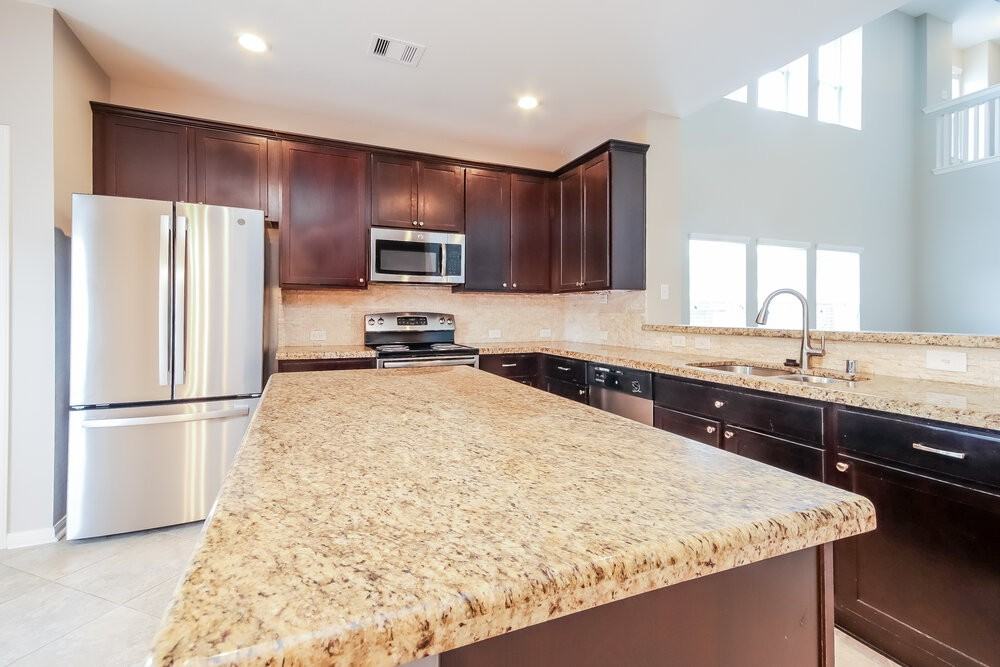 16831 Marlin Spike Way - Photo 7 of 17