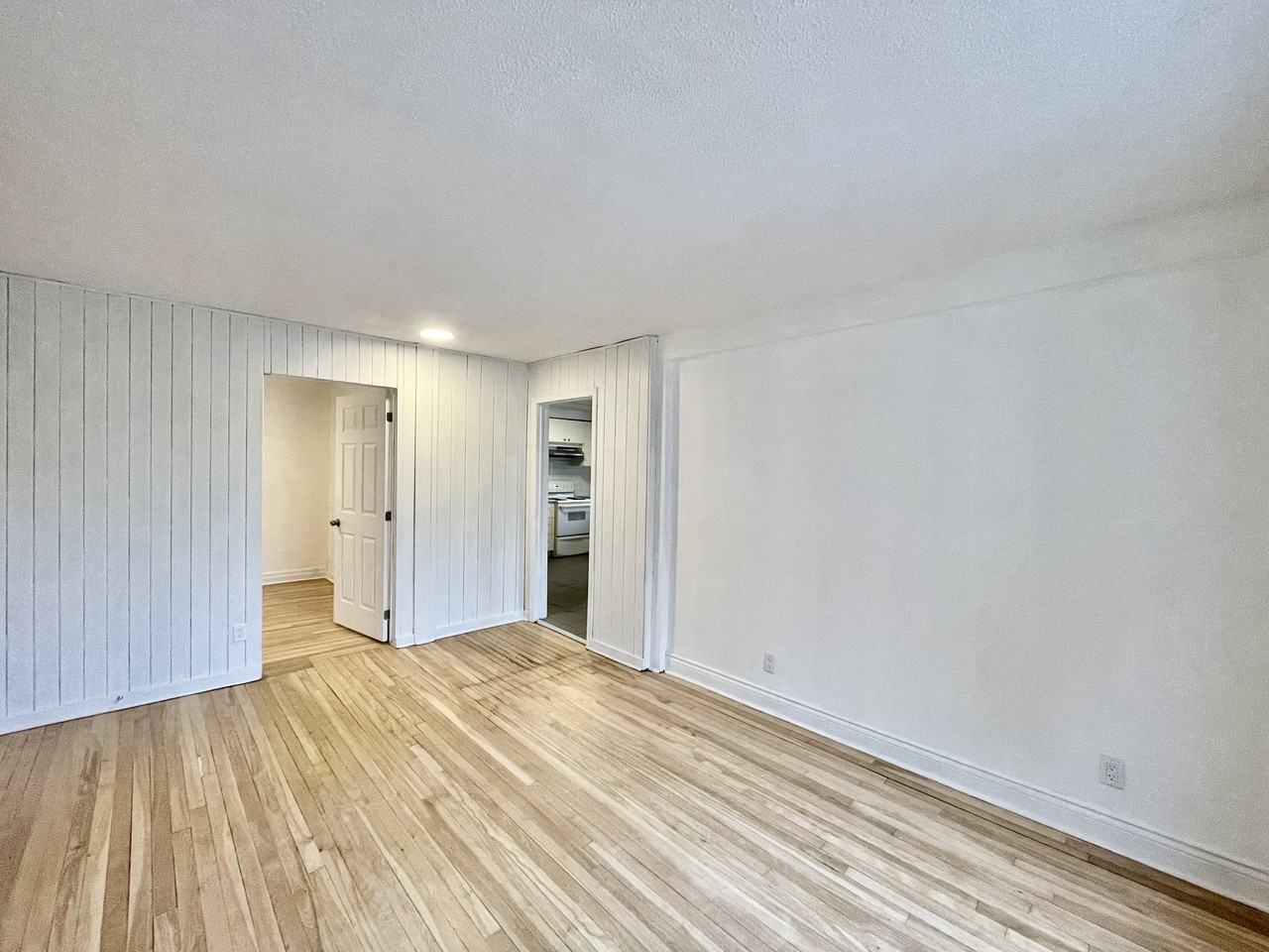 55 Rue Camille - Photo 4 of 14