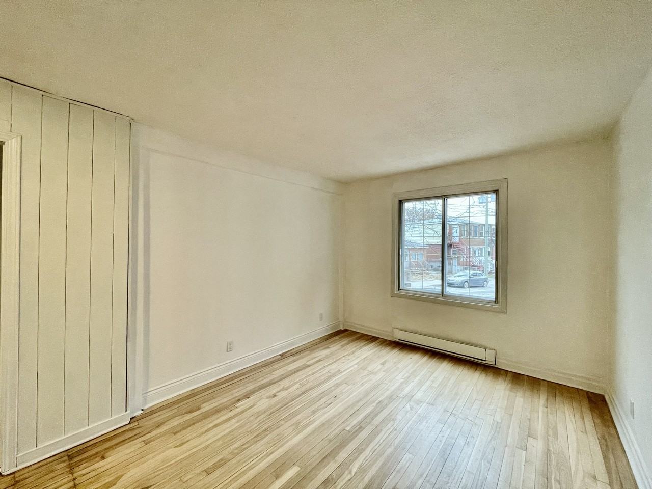 55 Rue Camille - Photo 5 of 14