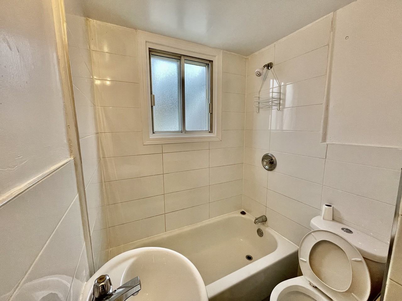 55 Rue Camille - Photo 6 of 14