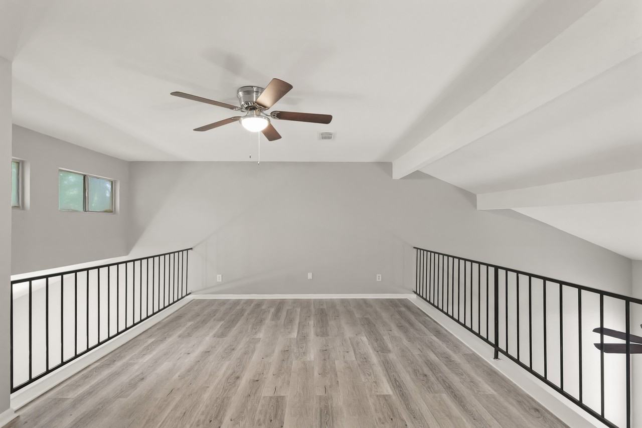 12322 Wild Pine Dr #1 - Photo 4 of 34