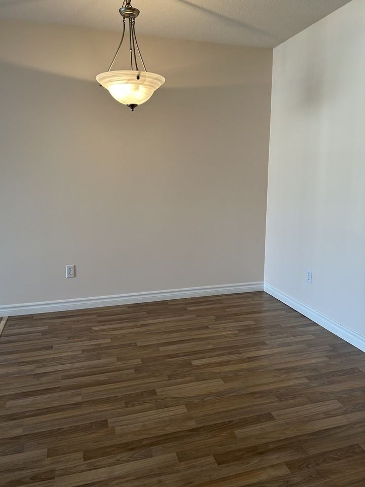 7504 - 7504 Topaz Drive - Photo 2 of 10