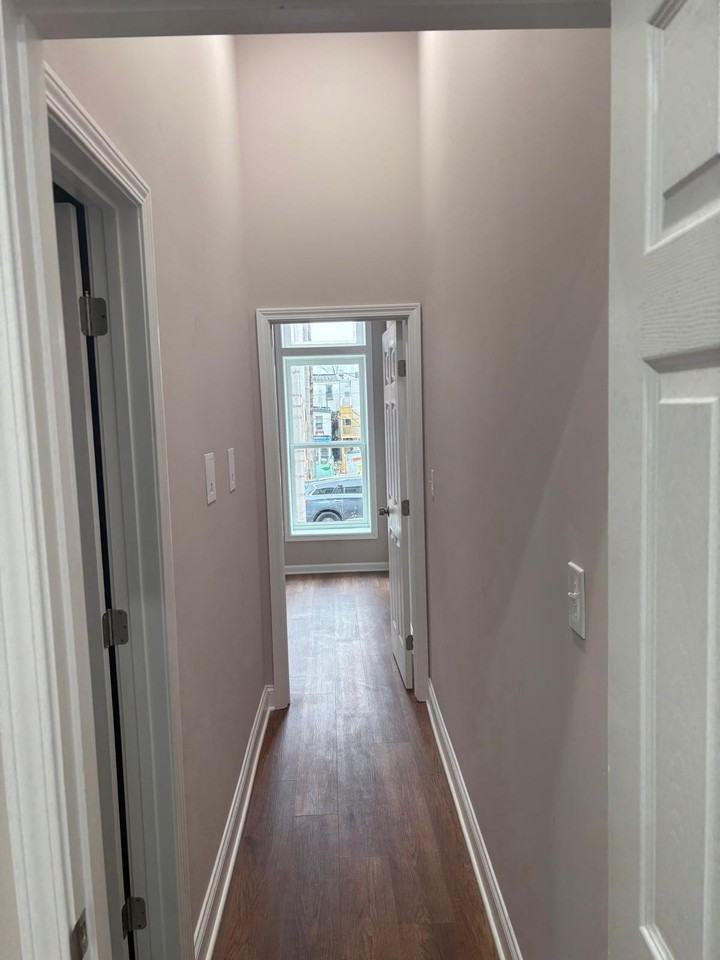 1919 Mcculloh Street #B - Photo 4 of 10