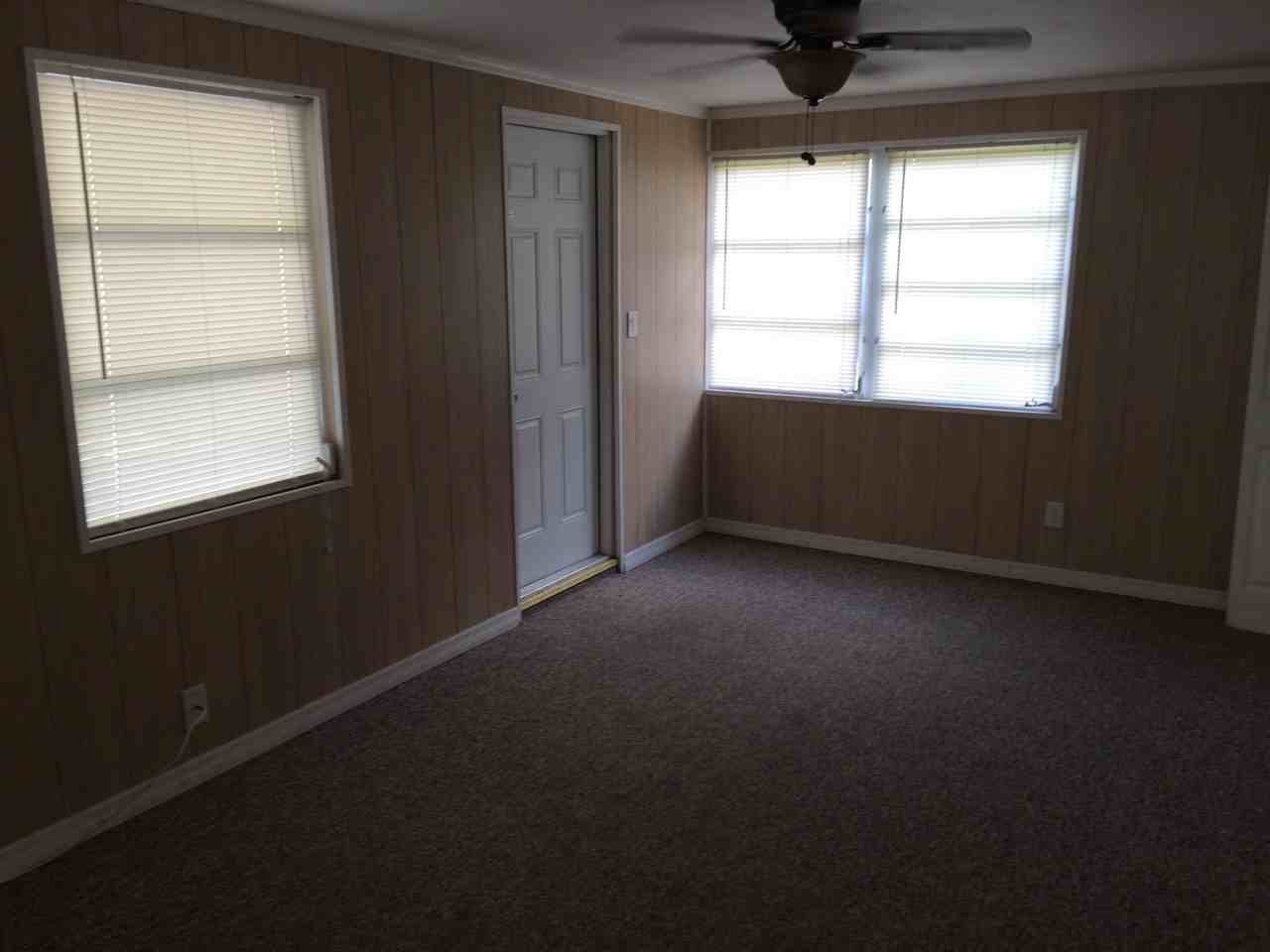 774 73rd Ave N #774 - Photo 4 of 8