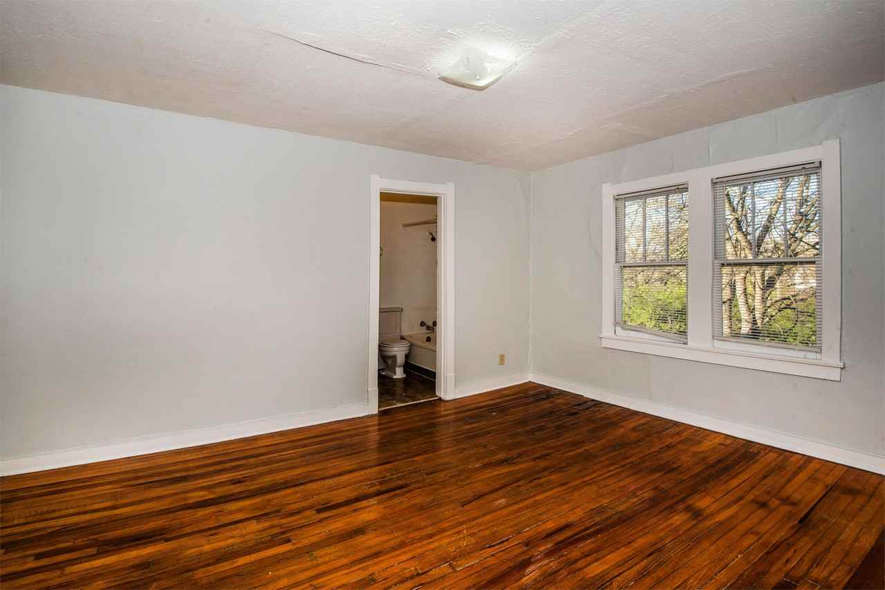 706 Chickamauga Avenue Northeast #11 - Photo 6 of 7