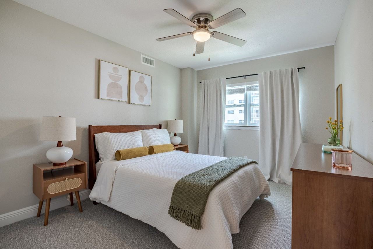 Dream Space Coast - Photo 6 of 41