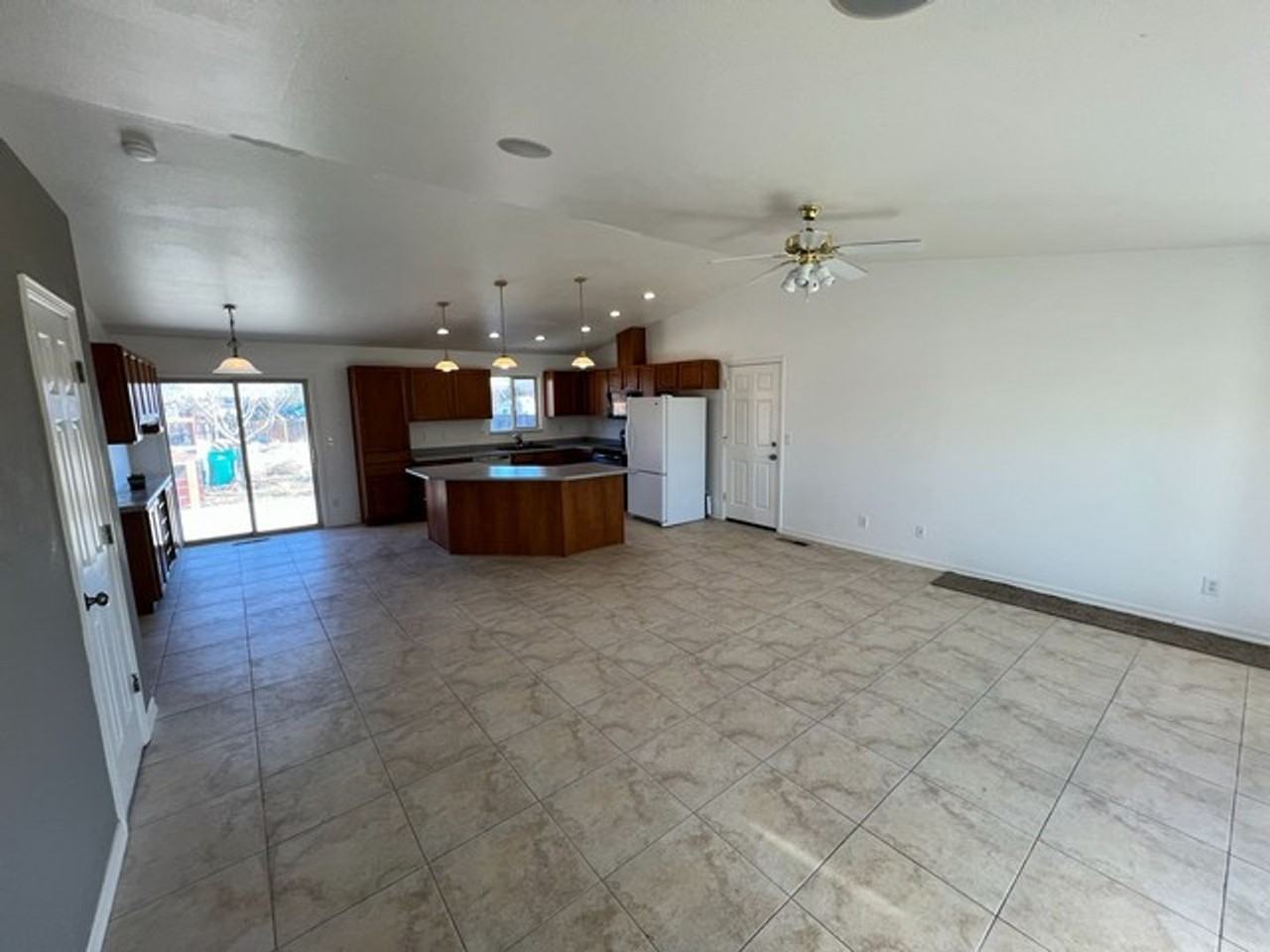 300 Reno Rental Finders - 300 Nicole Dr. Sparks, NV 89436 - Photo 5 of 17