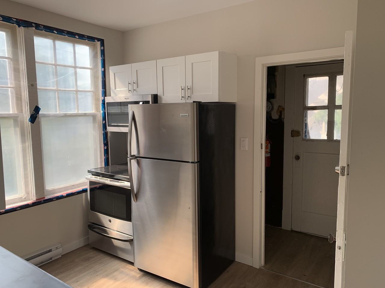 203 Yale Ave E #3 - Photo 2 of 8