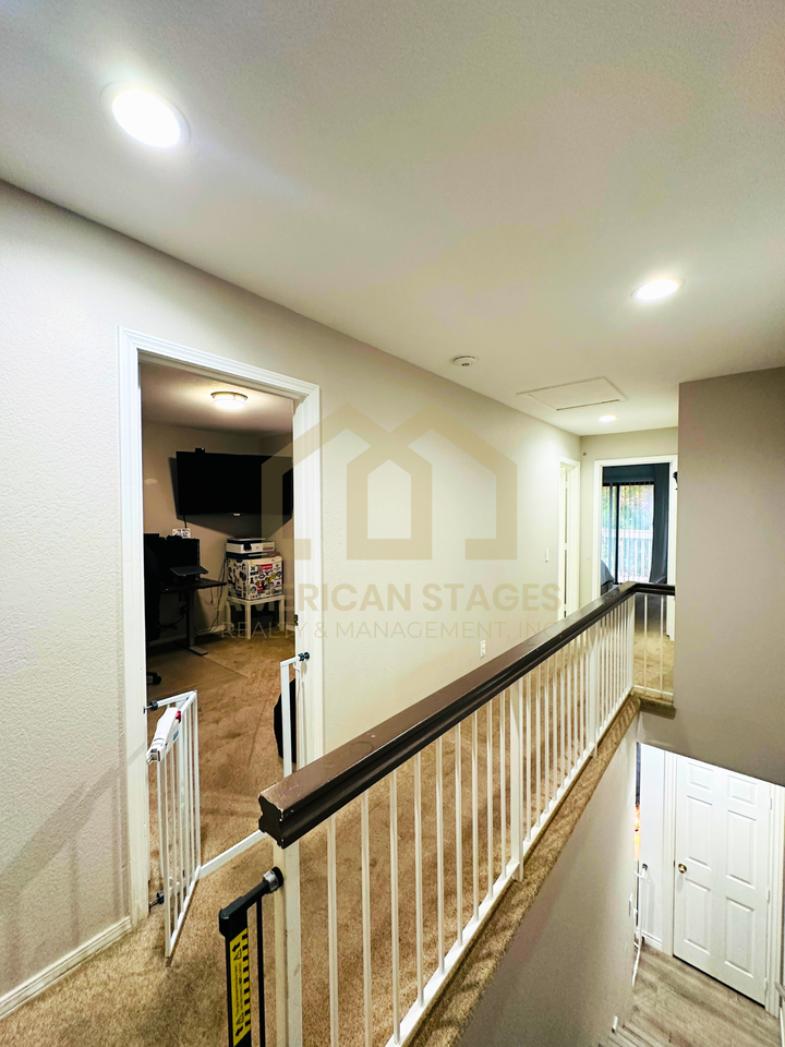 131 Village Circle Drive #1 - Photo 6 of 11