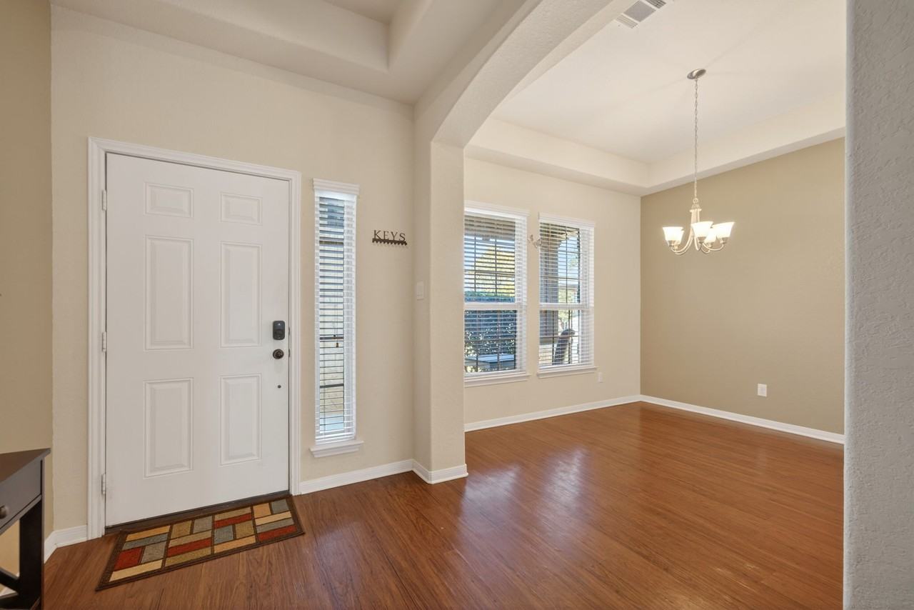 147 Brookview #1 - Photo 4 of 30