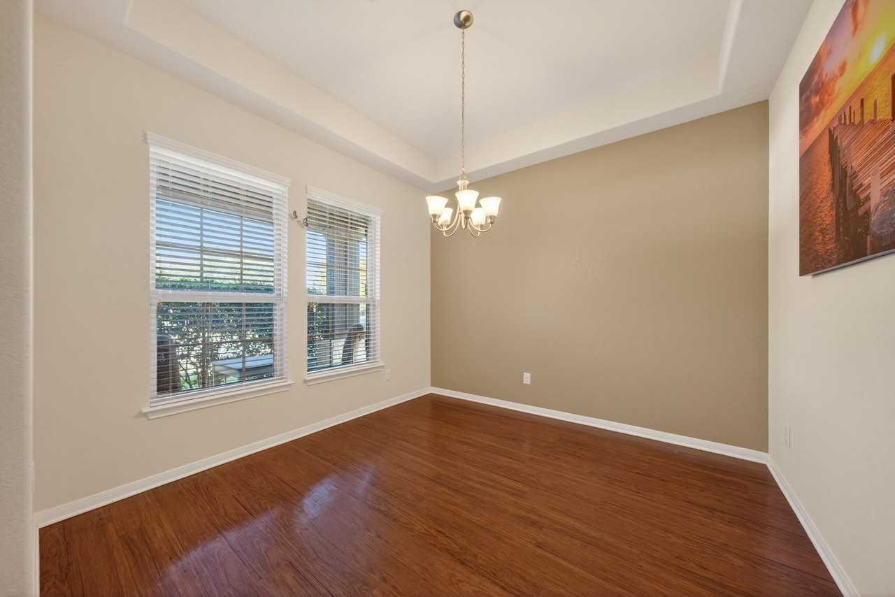 147 Brookview #1 - Photo 5 of 30