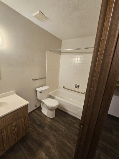 504 9th Street #1 - Photo 7 of 8