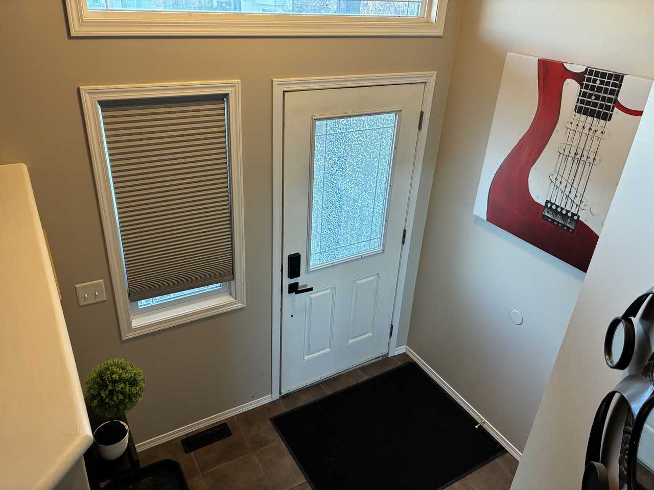 9318 130 Avenue - Photo 3 of 26