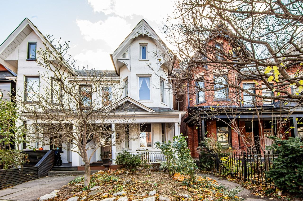 19 Churchill Avenue #FH