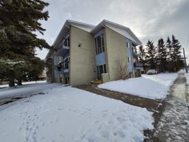 5011 39 Street - Photo 1 of 1