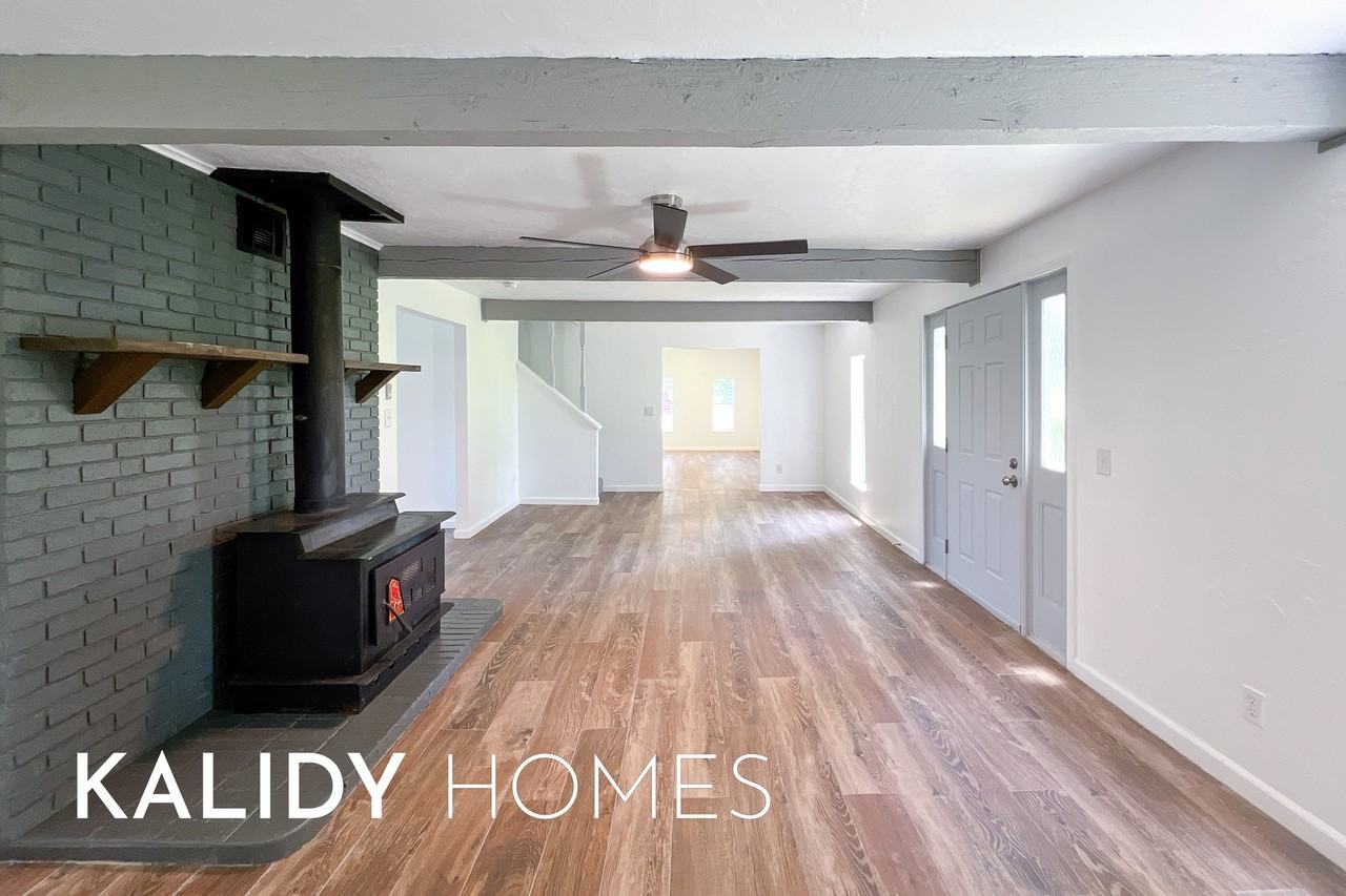 900 North Harrah Road #1 - Photo 6 of 40